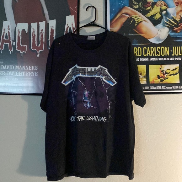 Other - HOST PICK🥳 Metallica ride the lightning shirt